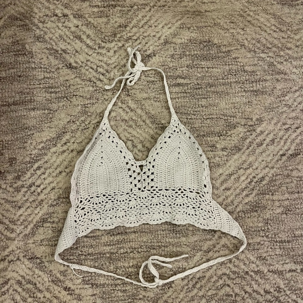 Crochet halter top backless